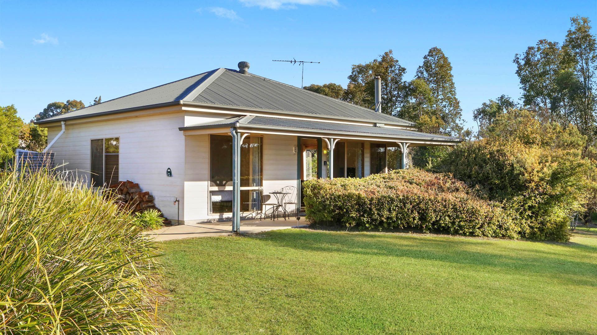 Windsors Edge Rothbury Cottage - Centrally Located — image 4