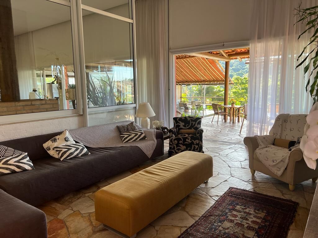 Chácara High Standard, indoor pool, outdoor, court, field football, lake.