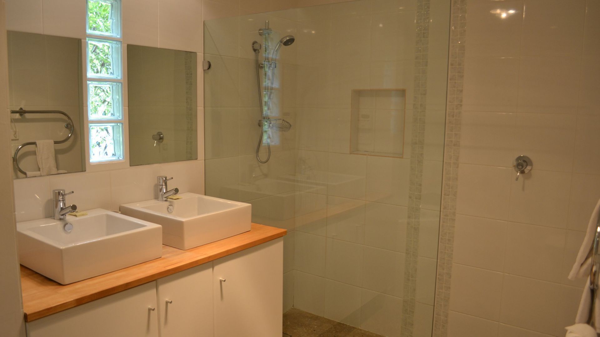 Tin House at Tanunda — image 19