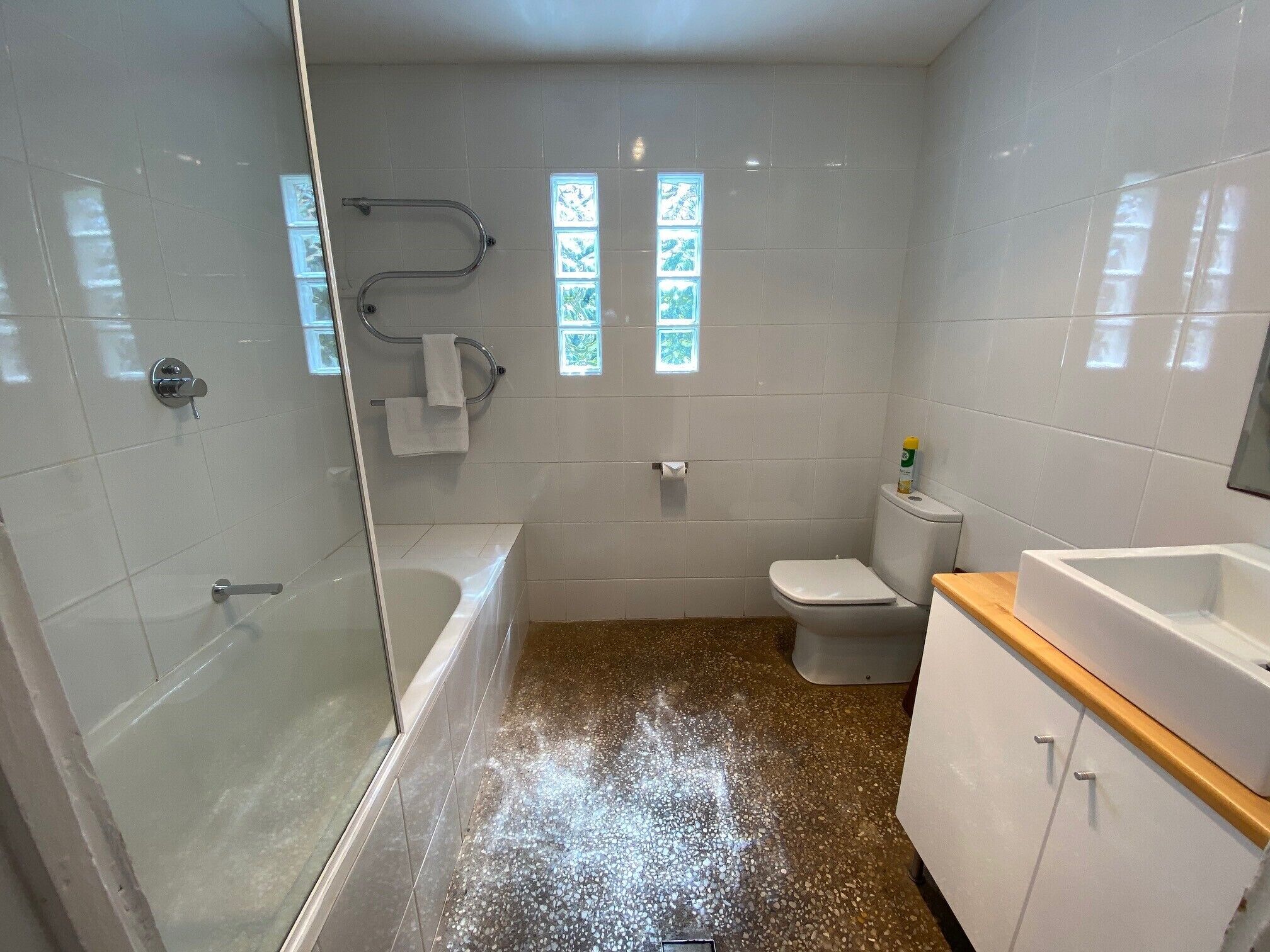 Tin House at Tanunda — image 10