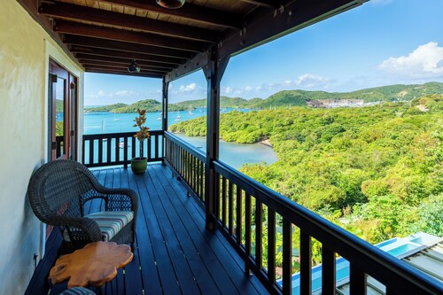 Tivigny Villa: Unwind and Disconnect from the Stress in this Costal Villa