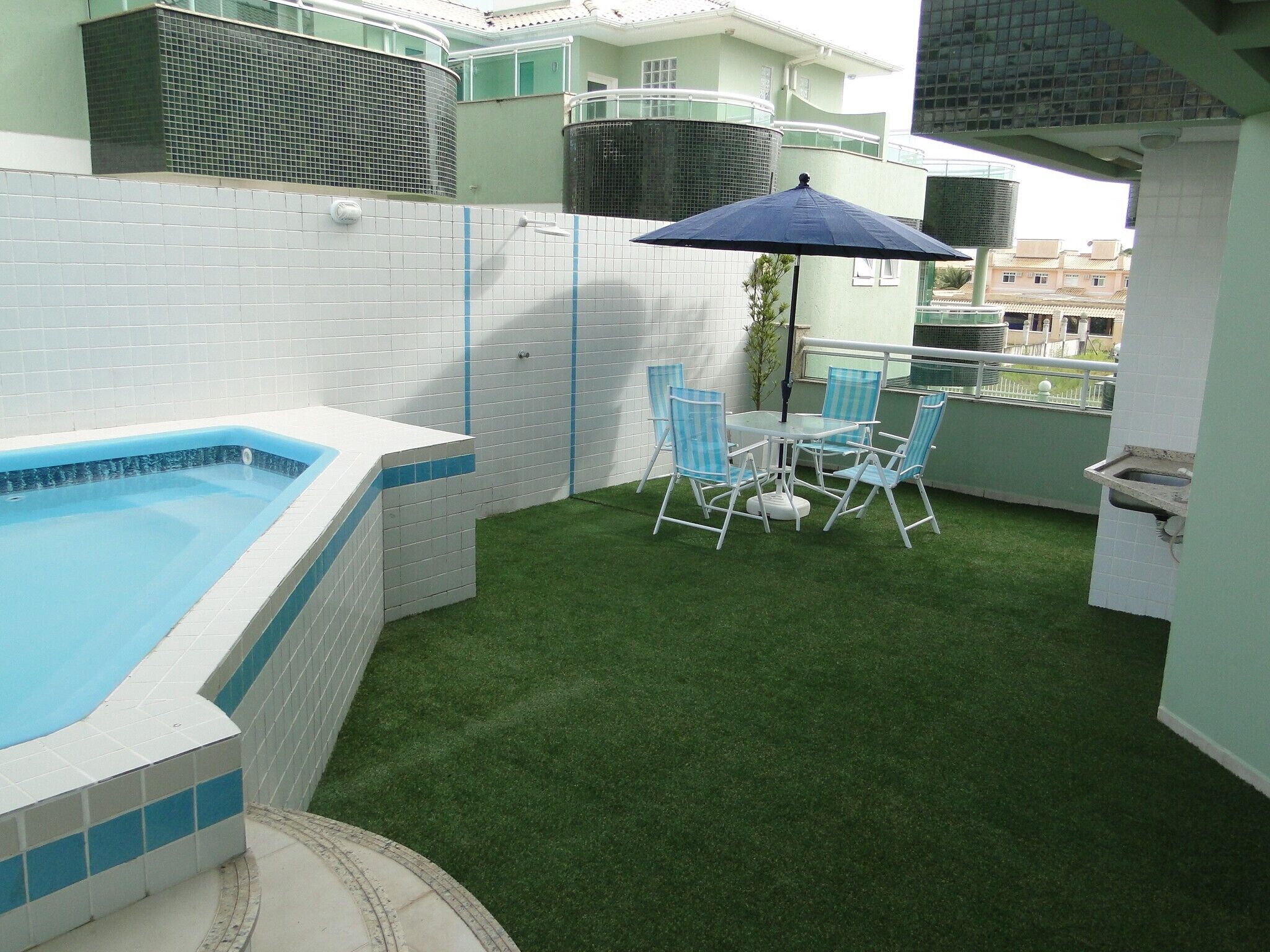 Excellent house, three suites with air, private swimming pool, barbecue, Closest. sea