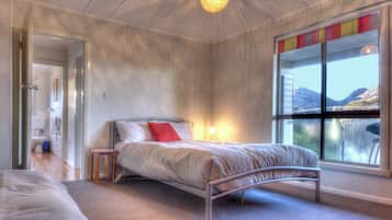 2 Schlafzimmer, BĂŒgeleisen/BĂŒgelbrett, kostenloses WLAN, BettwĂ€sche