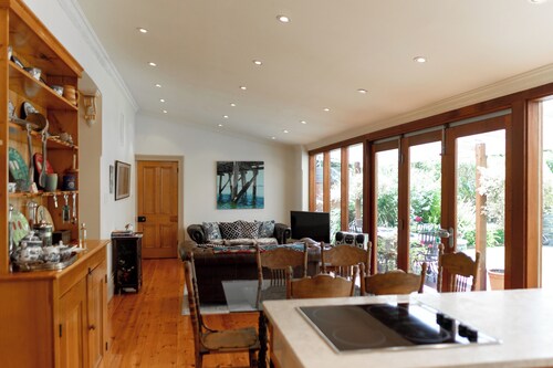 Bishops Garden Spa Suite