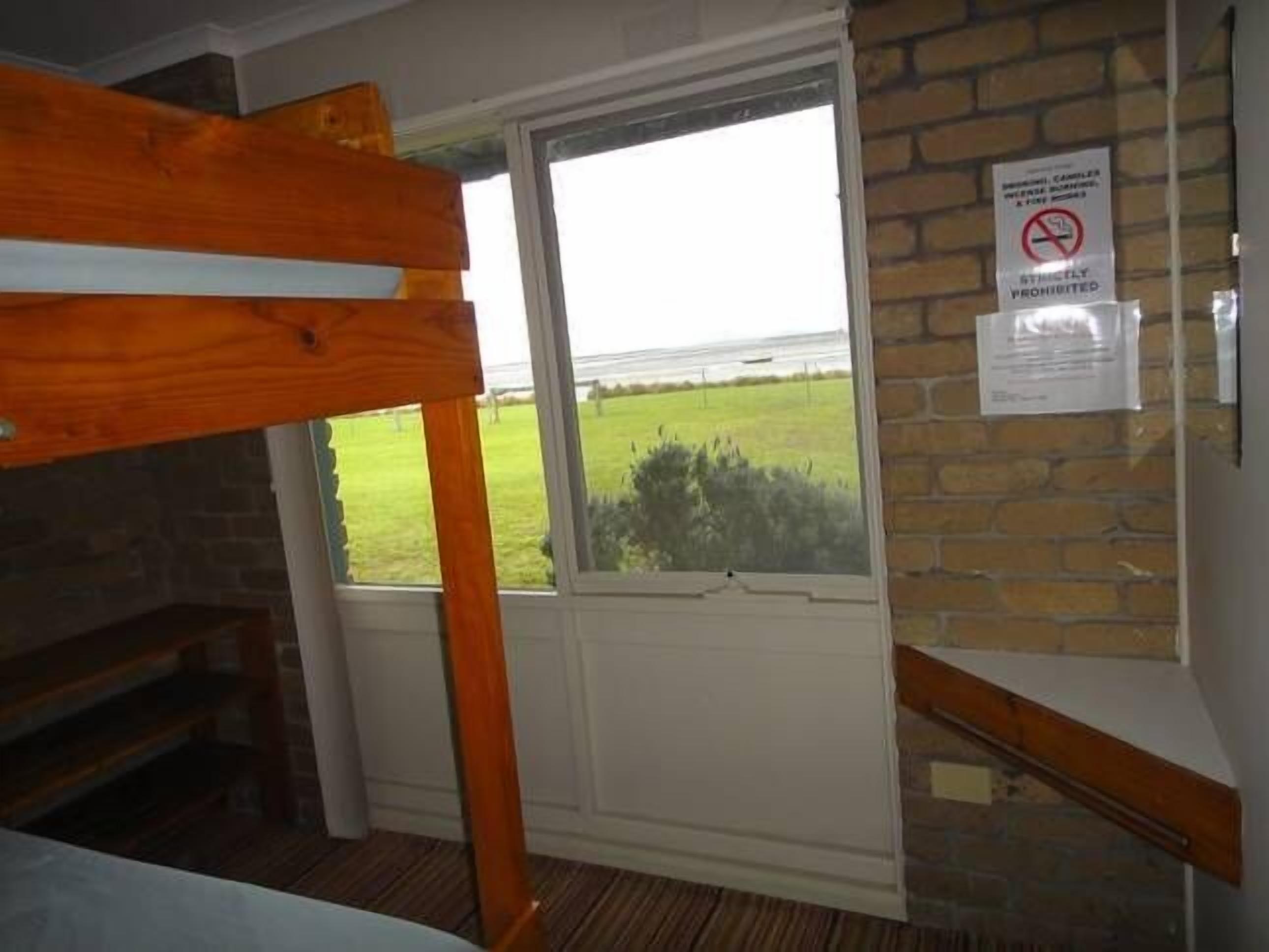 Illawong Lodge by the Sea
FLASH SALE IS COMING SOON. PLEASE CONTACT US 4 DETAILS