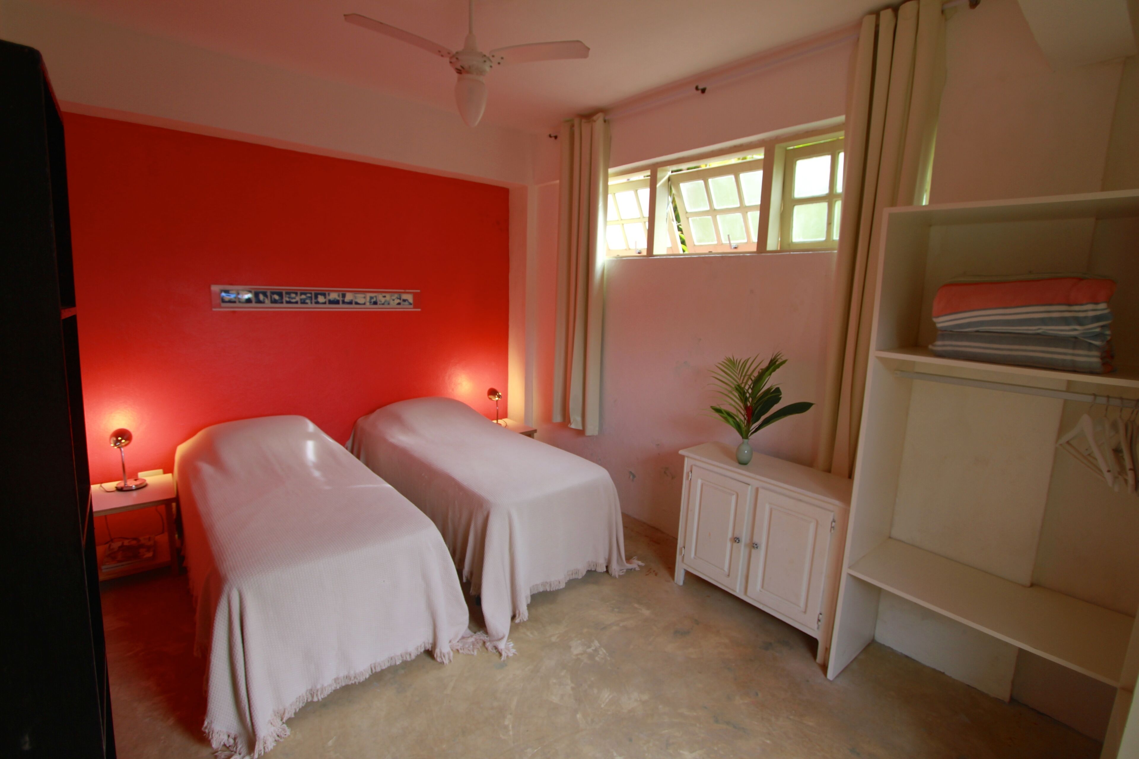 5 or 7 SUITES - CLOSED CONDOMINIUM - MAGNIFICENT LOCATION