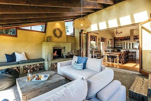 TV, fireplace, offices