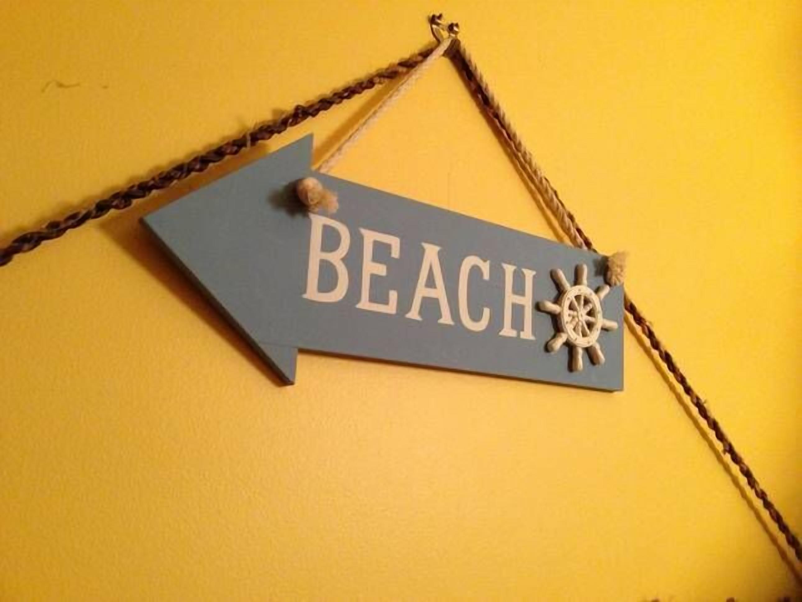 Absolute Beachfront Getaway Moana Beach — image 3