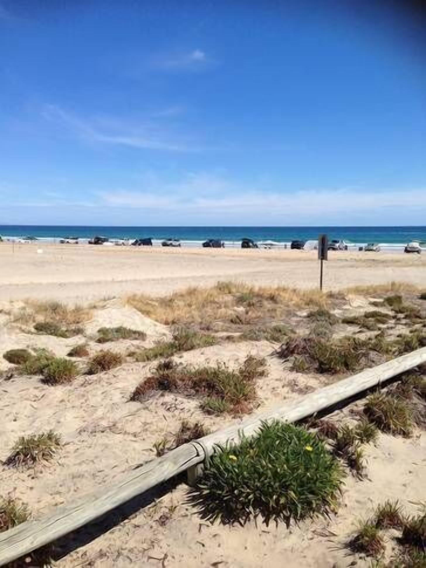 Absolute Beachfront Getaway Moana Beach — image 27