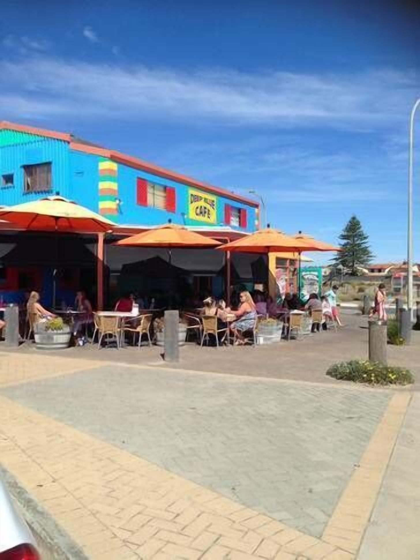 Absolute Beachfront Getaway Moana Beach — image 29