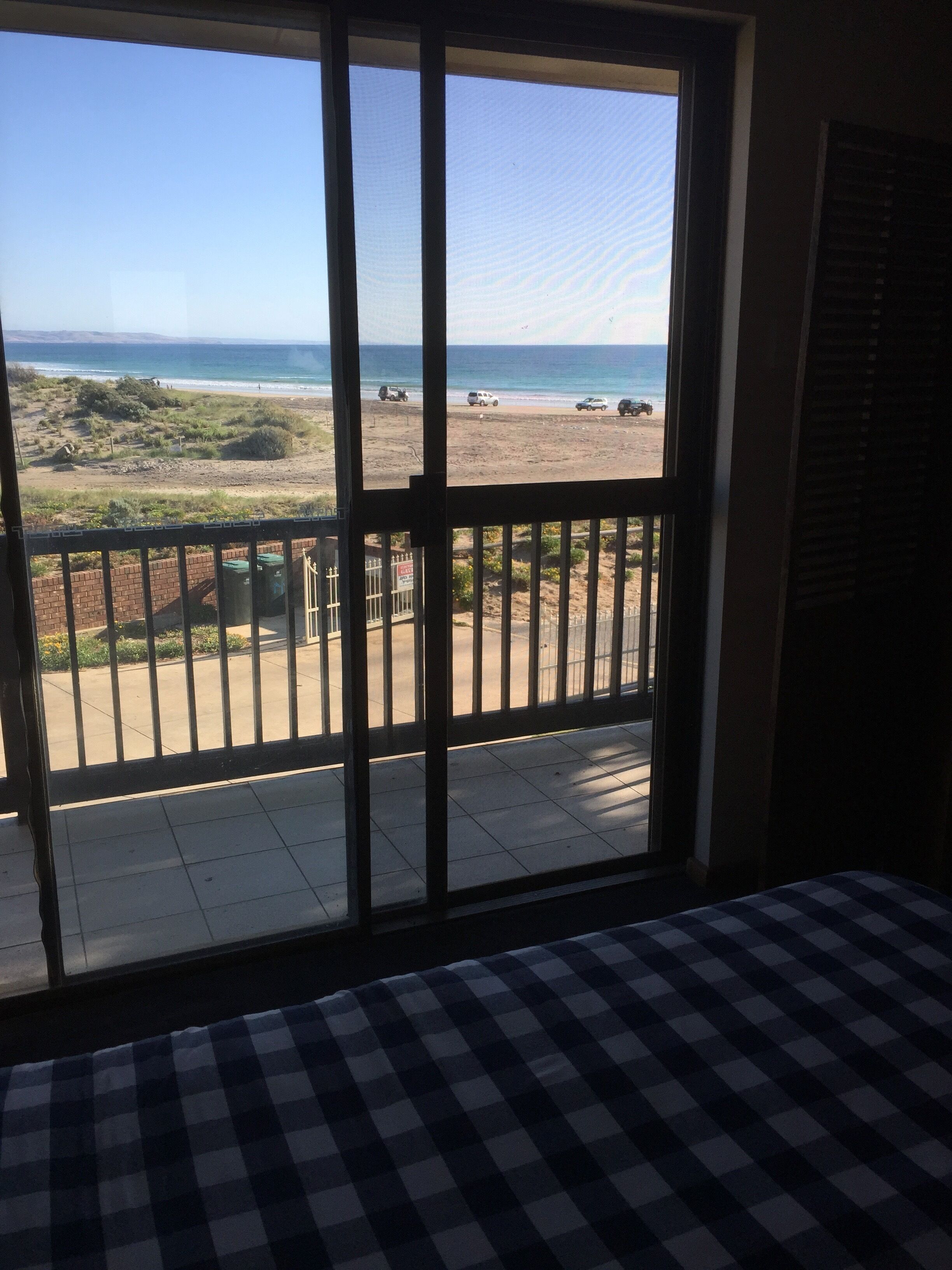 Absolute Beachfront Getaway Moana Beach — image 13