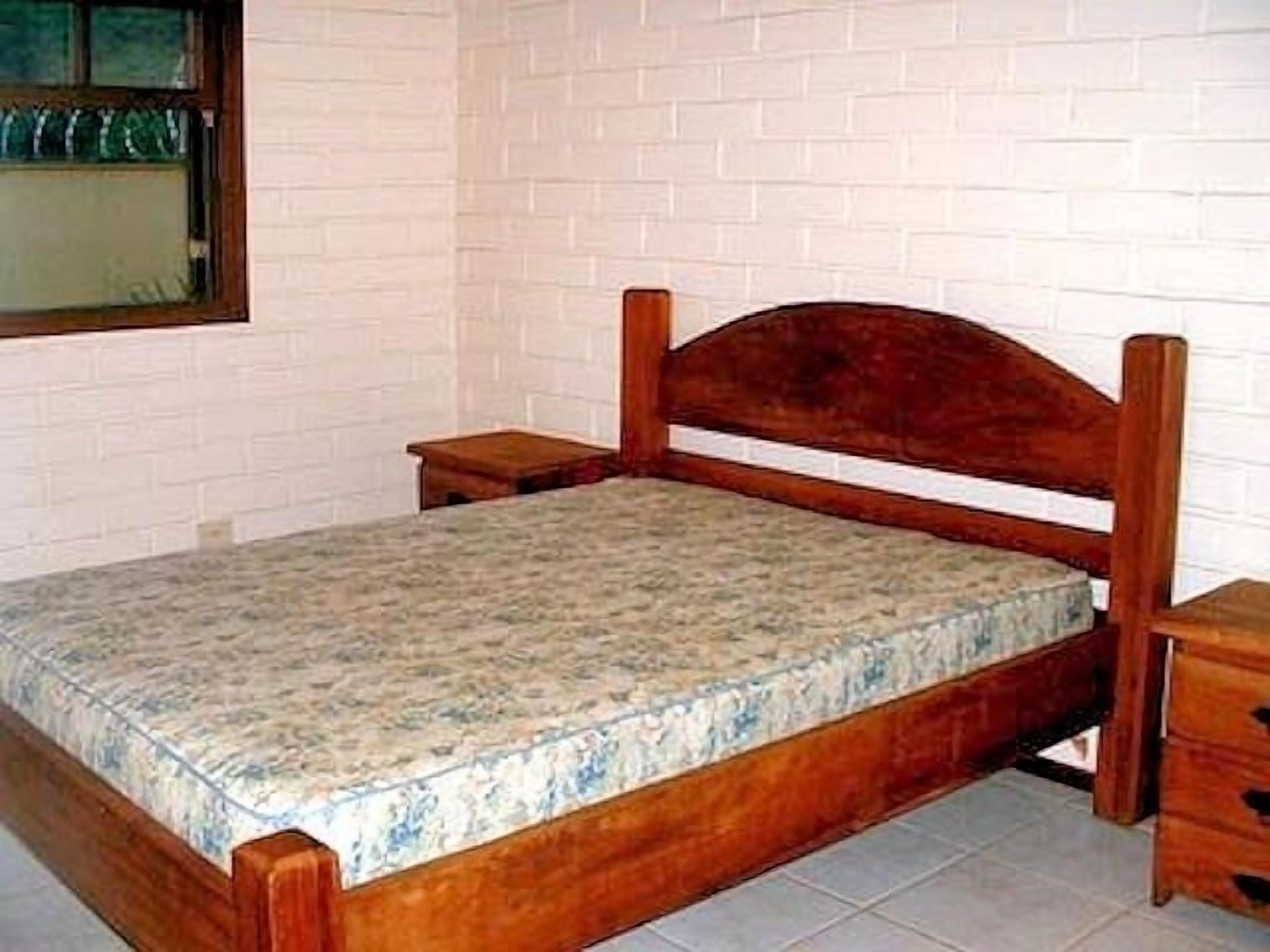 House 4 beds | in Cond. in Pauba Beach 1 suite plus 3 bedroom - next Maresias