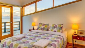 Design Apartment, Multiple Beds, Non Smoking, Canal View | Balcony view - Cumbres Apart (Natales)