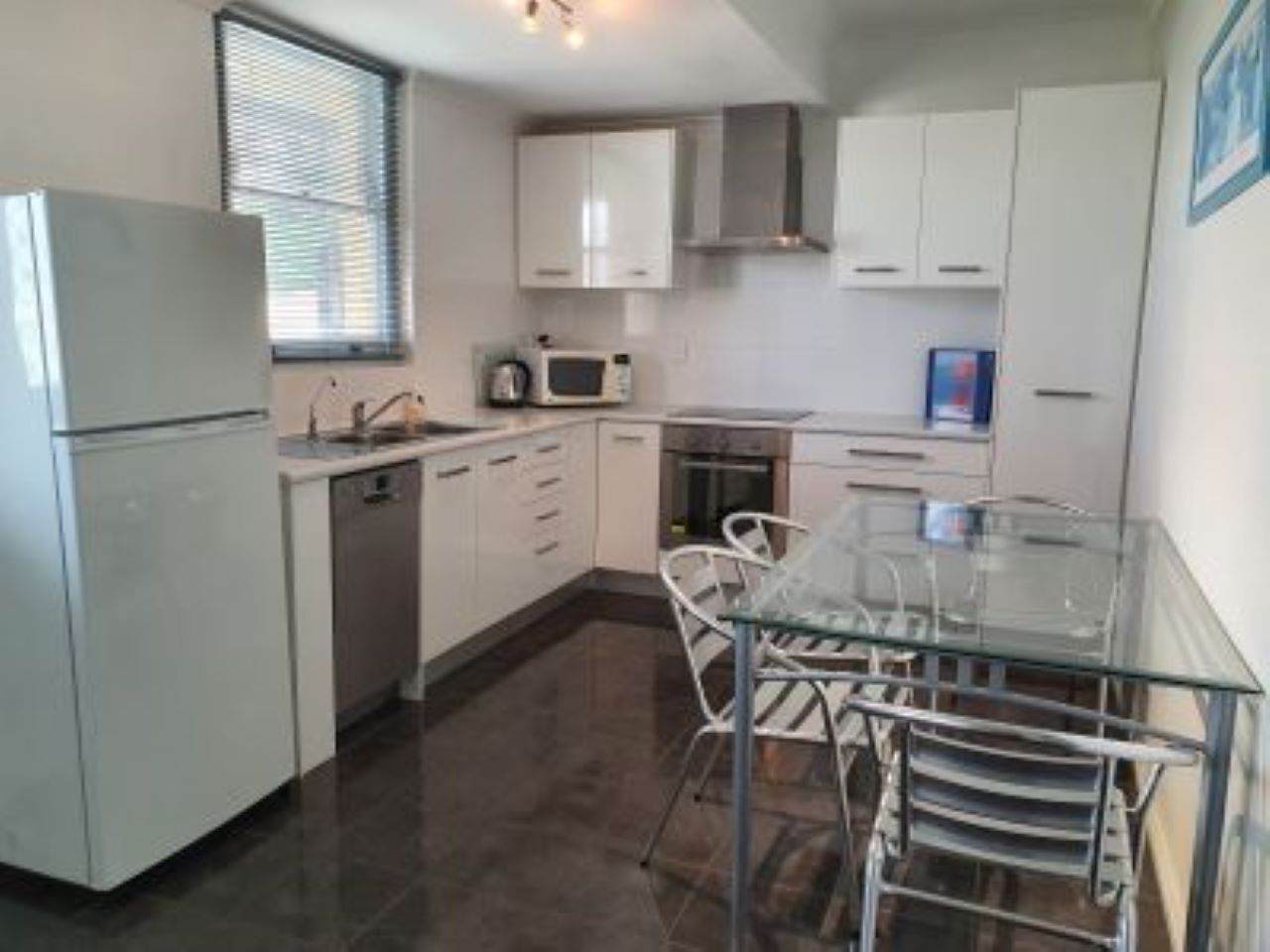 Beachside Escape Right On The Esplanade — image 4