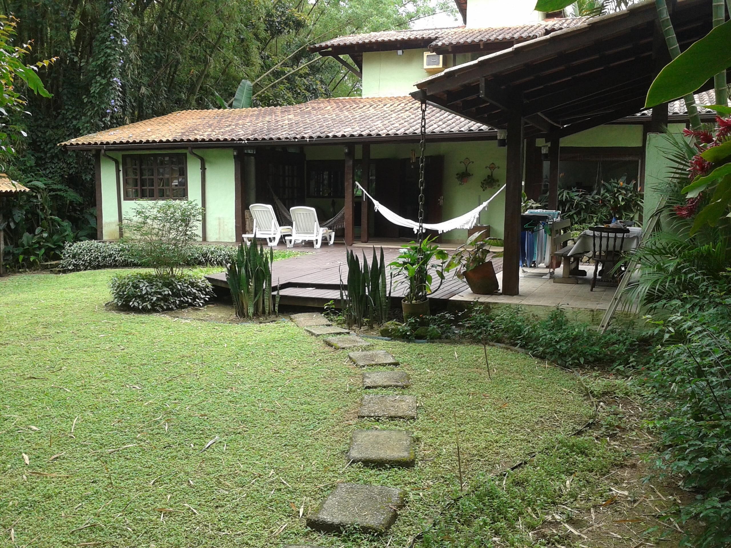 900m from the beach, close to the mountain, with total privacy and comfort