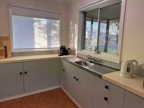 Fridge, microwave, oven, stovetop - Affordable Bundalong Waterfront home, peaceful riverside location. (Bundalong)