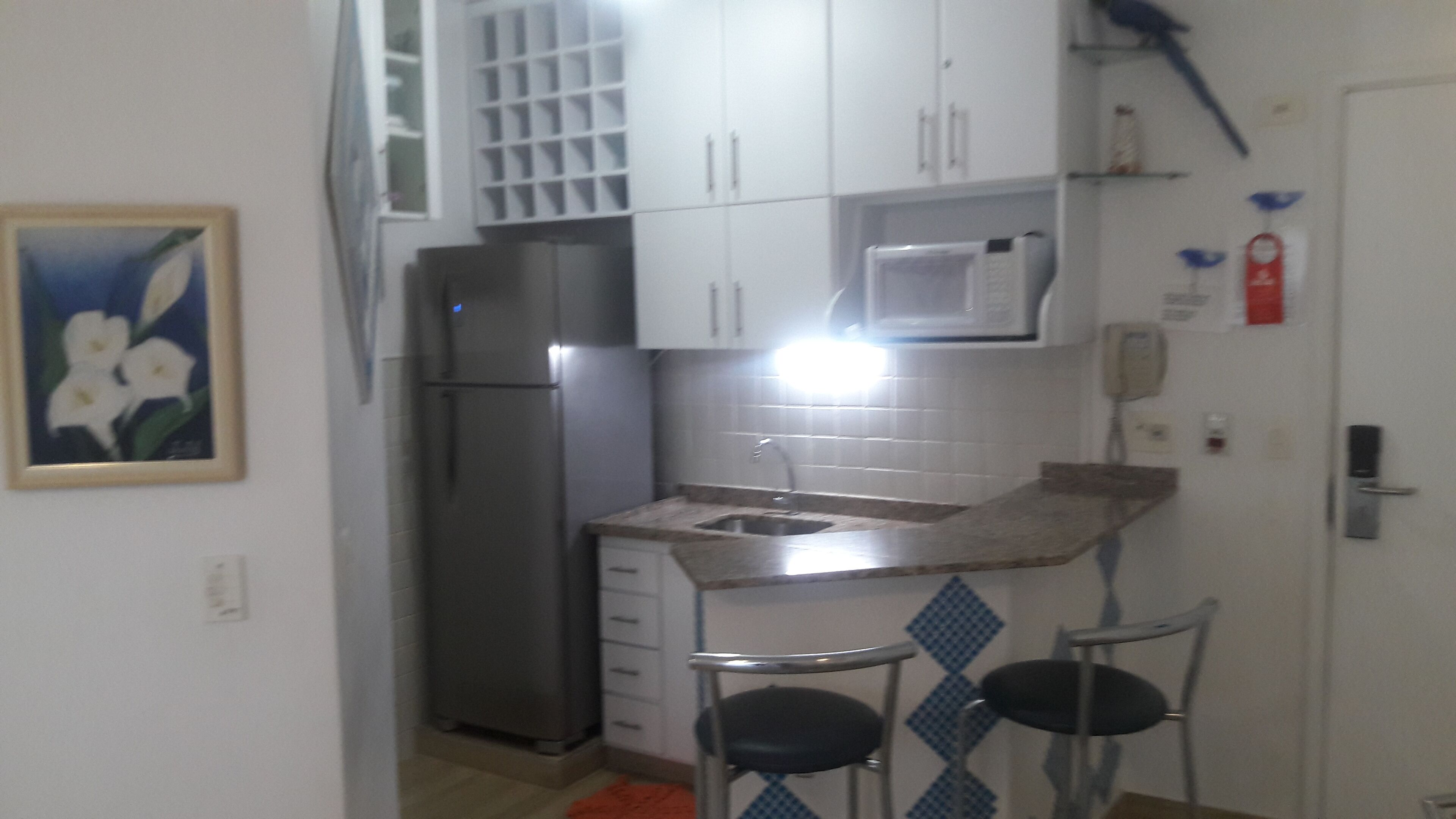 Various services, beautiful views to the sea and the mountains! Try it! 11 999444980