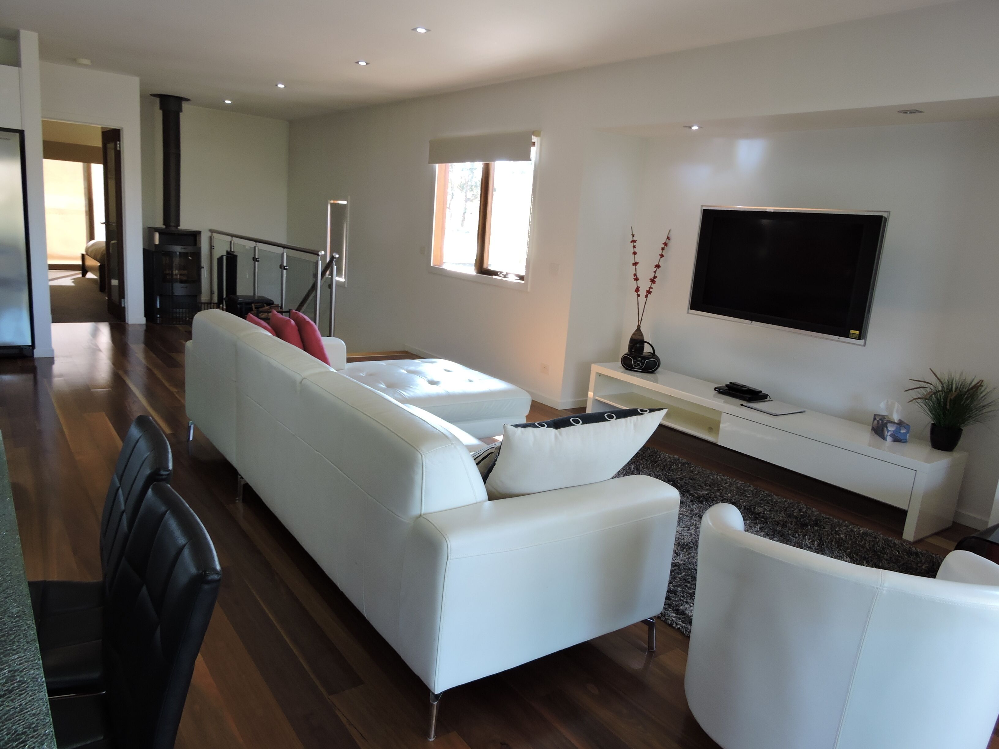 Delatite river, Mt Buller road Merrijig min 3 night stay price for group.