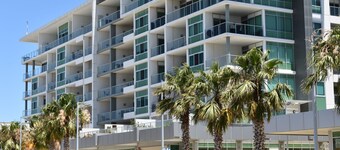 Breakwater Apartment