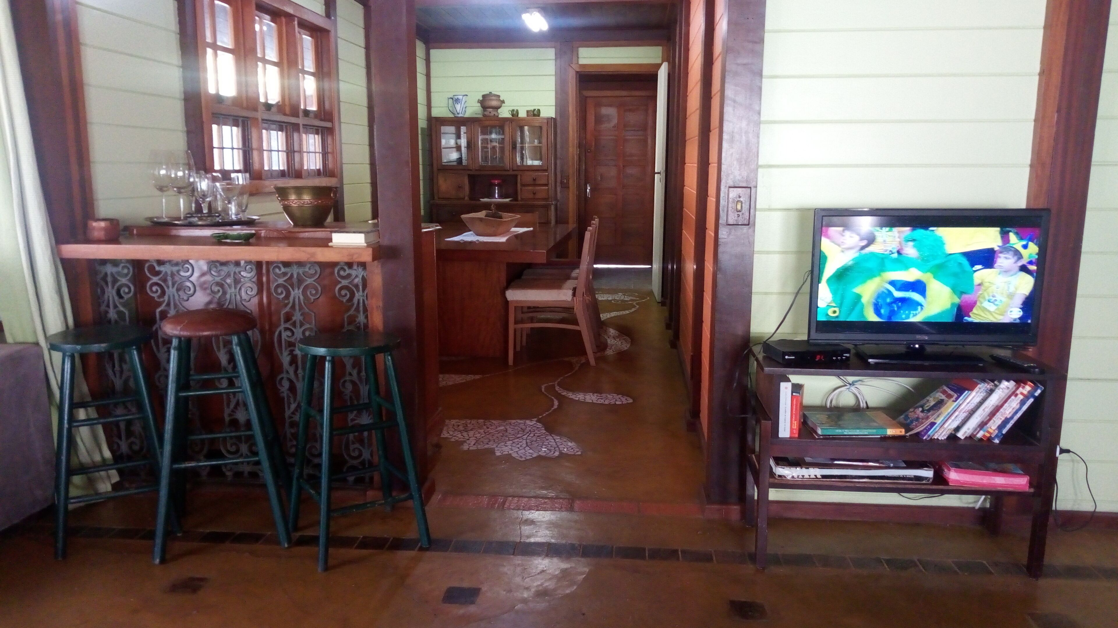 CHALET WITH SWIMMING POOL IN LAWN, CENTRAL AREA 3 BEDROOM, FIREPLACE, HEATING.