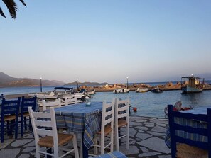 Restaurant - Melistas Rooms (Dorida)