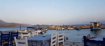 梅莉丝塔斯客房酒店