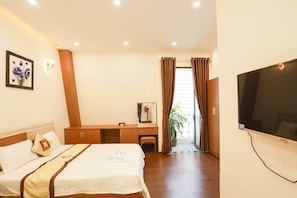 Quarto família | Frigobar, escrivaninha, quartos à prova de som