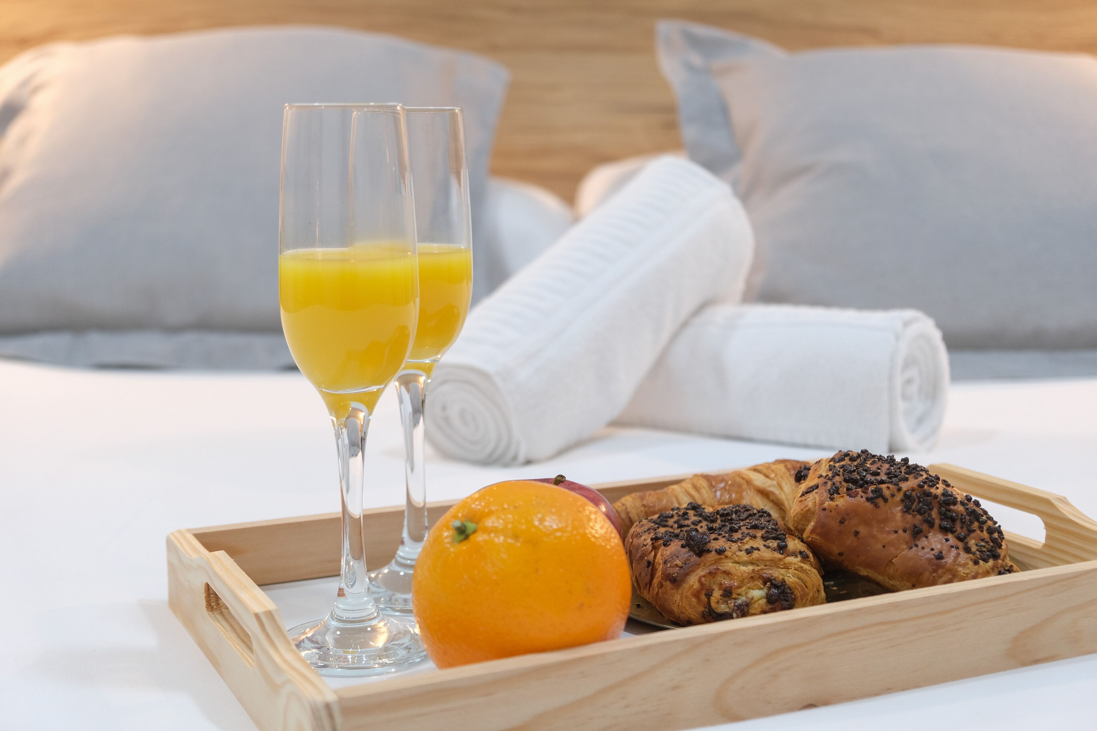 Bureau, rideaux occultants, Wi-Fi gratuit, draps fournis