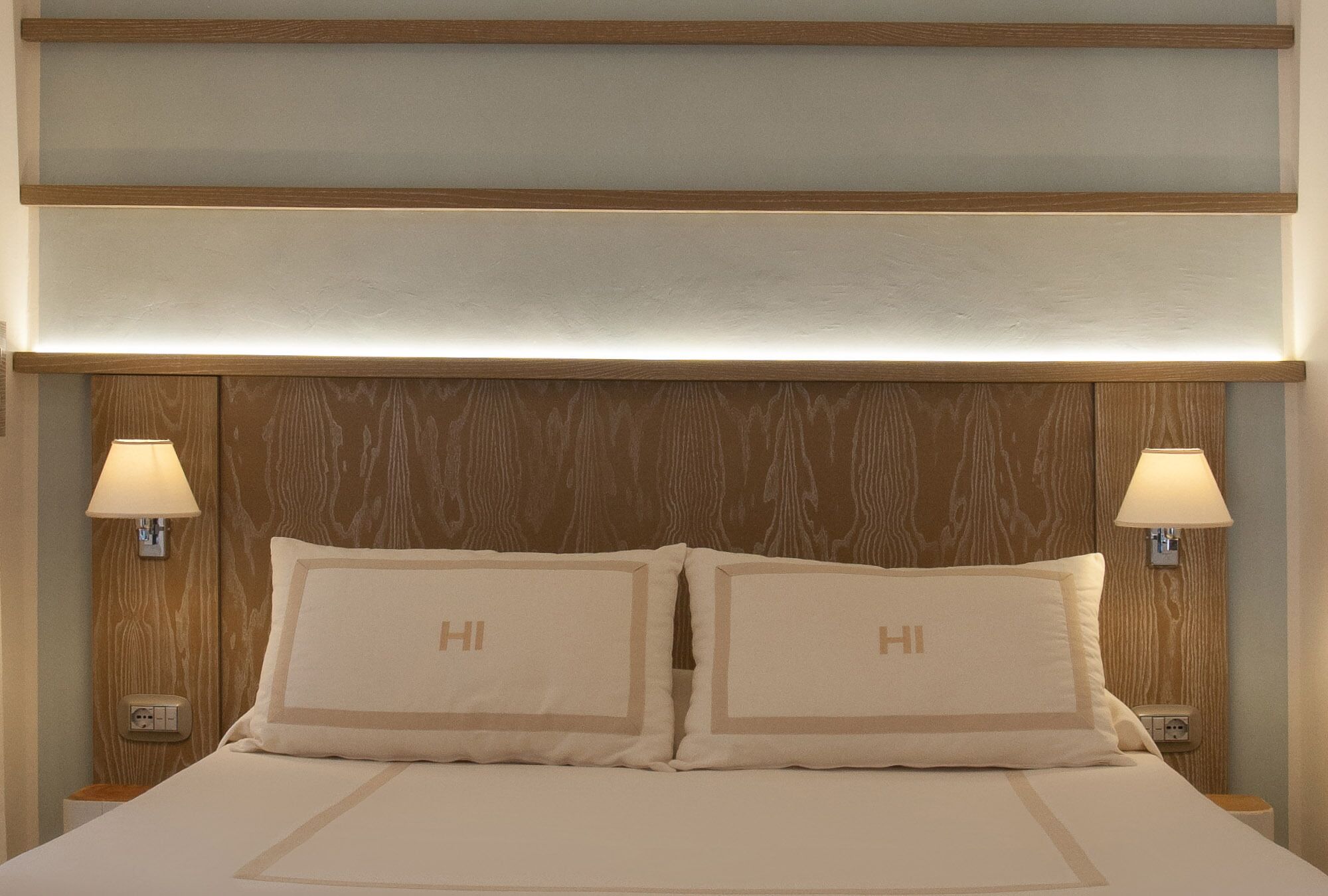 Economy-Doppelzimmer, Balkon, Gartenblick | Schreibtisch, kostenloses WLAN, Bettwäsche