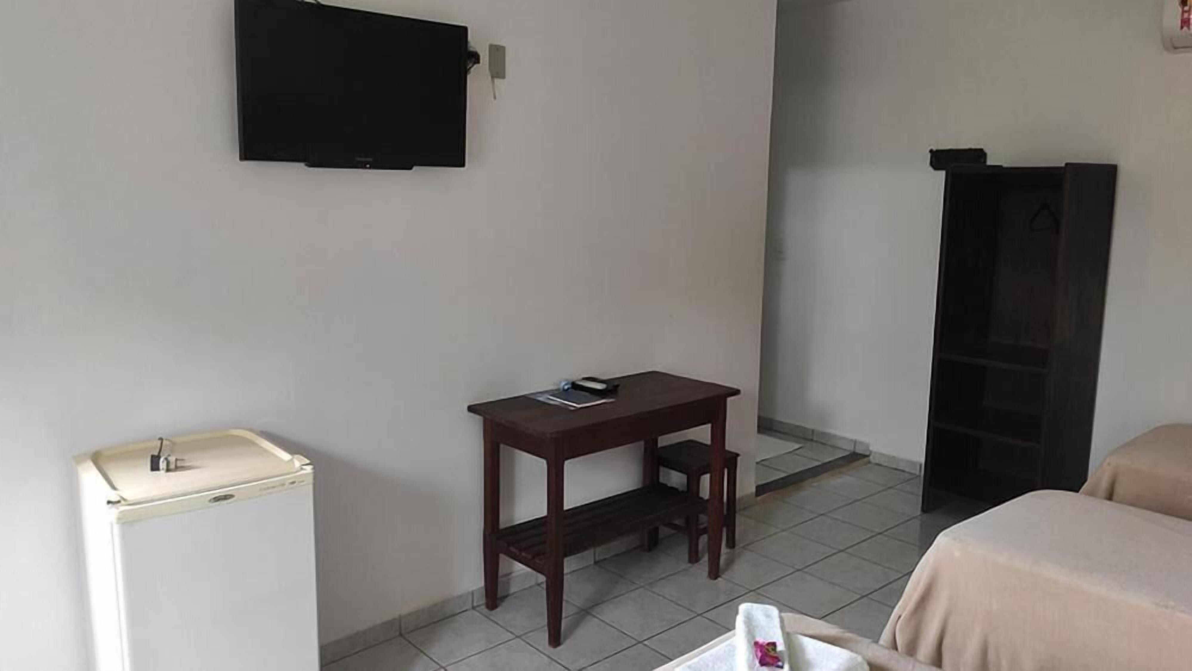 1 bedroom, minibar, bed sheets