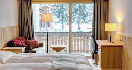 City Hotel Haupthaus and Nebenhaus