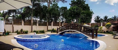 Pool | Outdoor pool, a heated pool