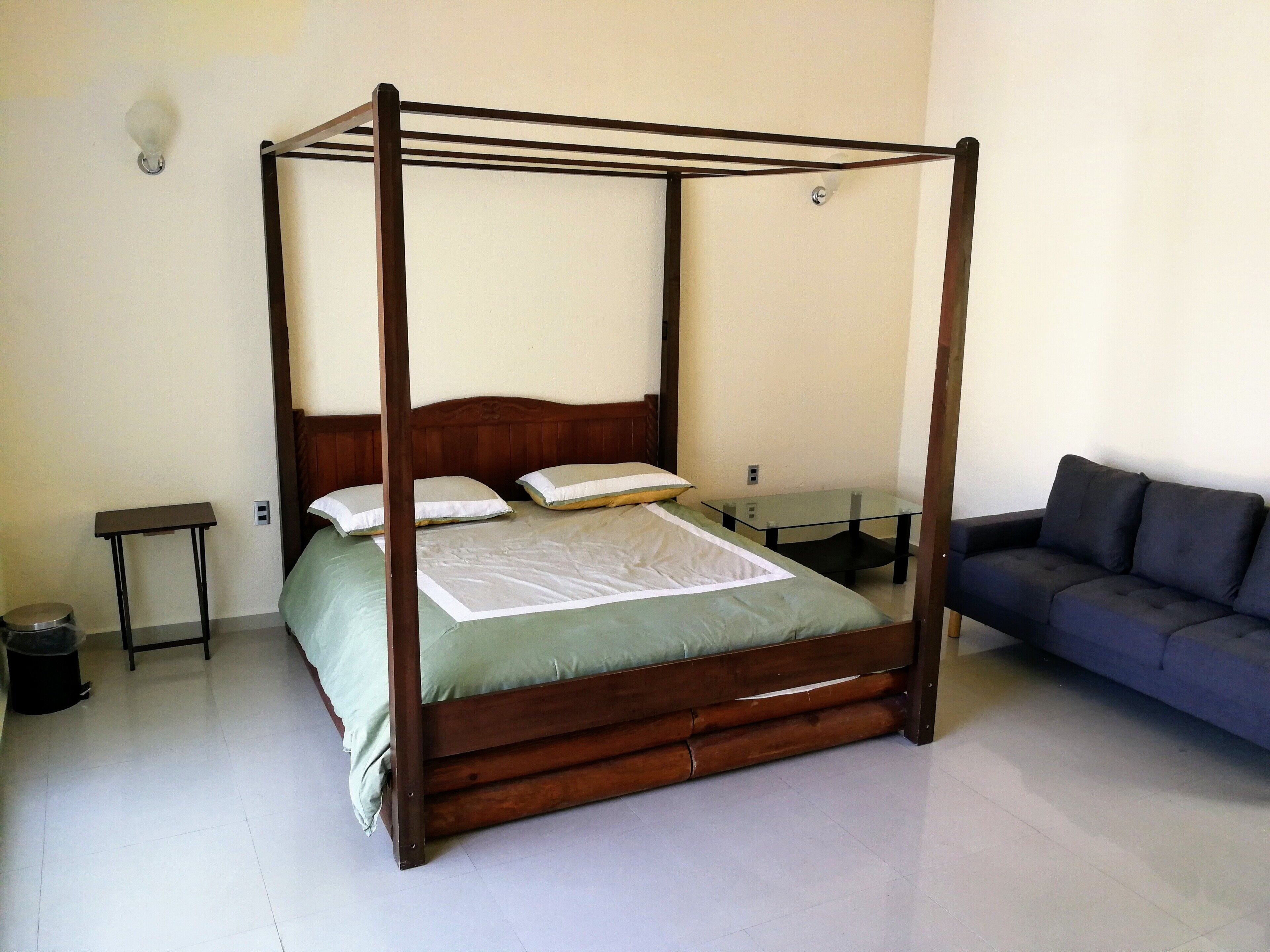 Casa para ocupación completa en el centro de Chiconcuac Morelos p/ 15 personas.