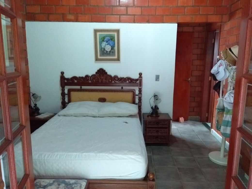 BEAUTIFUL CAMBURI TOWNHOUSE WITH POOL AND BEACH / FIELD / WATERFALL
