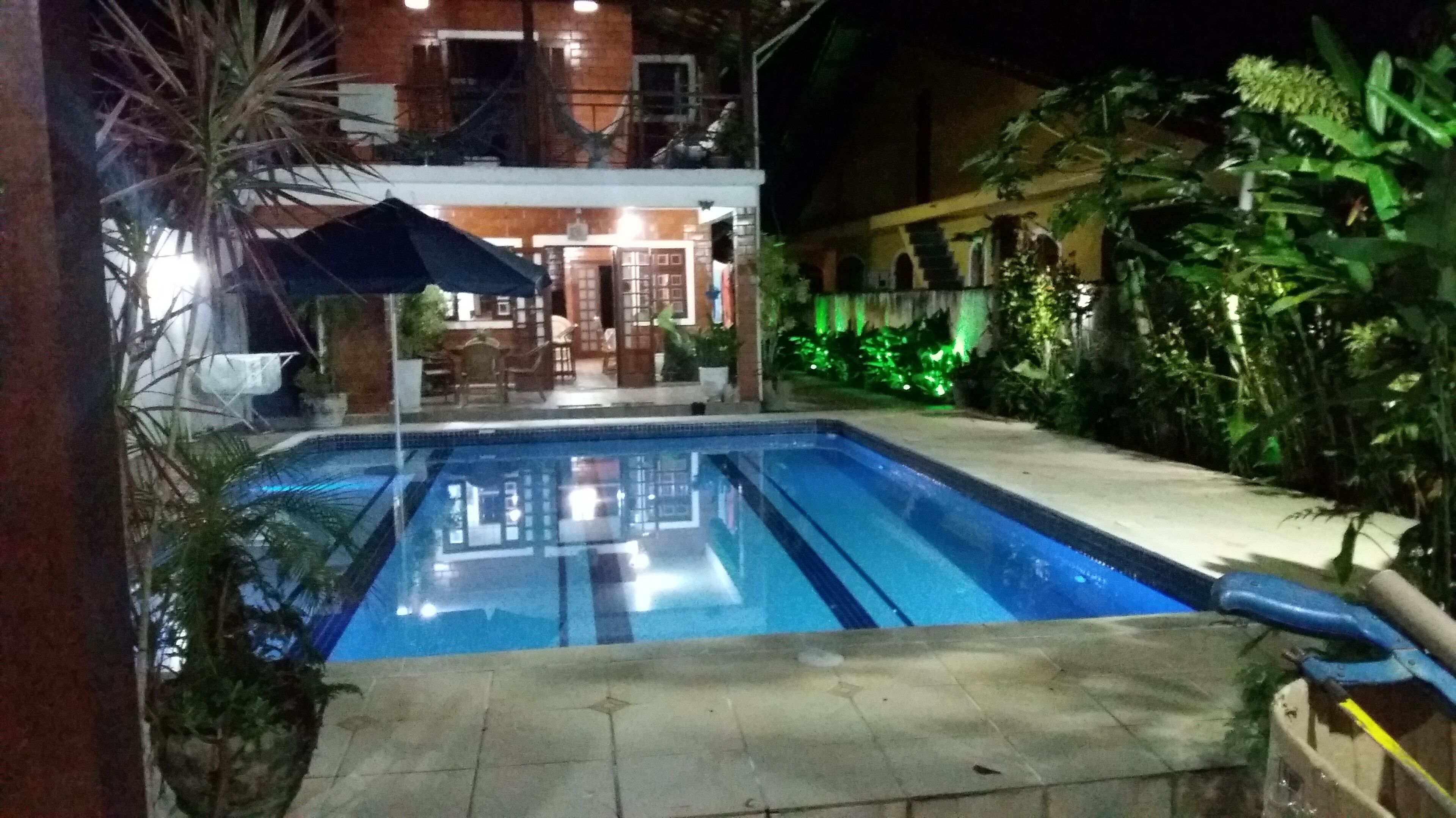 BEAUTIFUL CAMBURI TOWNHOUSE WITH POOL AND BEACH / FIELD / WATERFALL