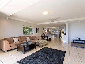 Living area - Blue water Views 15, Beautiful Apartment on Hamilton Island (Hamilton Island)