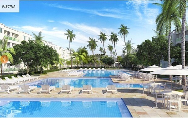 حمّام سباحة خارجي