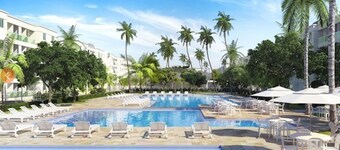 SUPER PROMOTION! Port of Chickens A MUST SEE. 3 bedrooms. Up to 9 people.