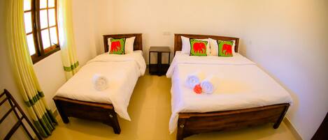 Deluxe Triple Room, Multiple Beds, Accessible, Hill View