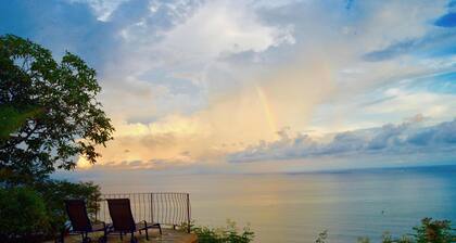 Montezuma Heights "Geco" studio. In between ocean and the wild. Sleeps 2