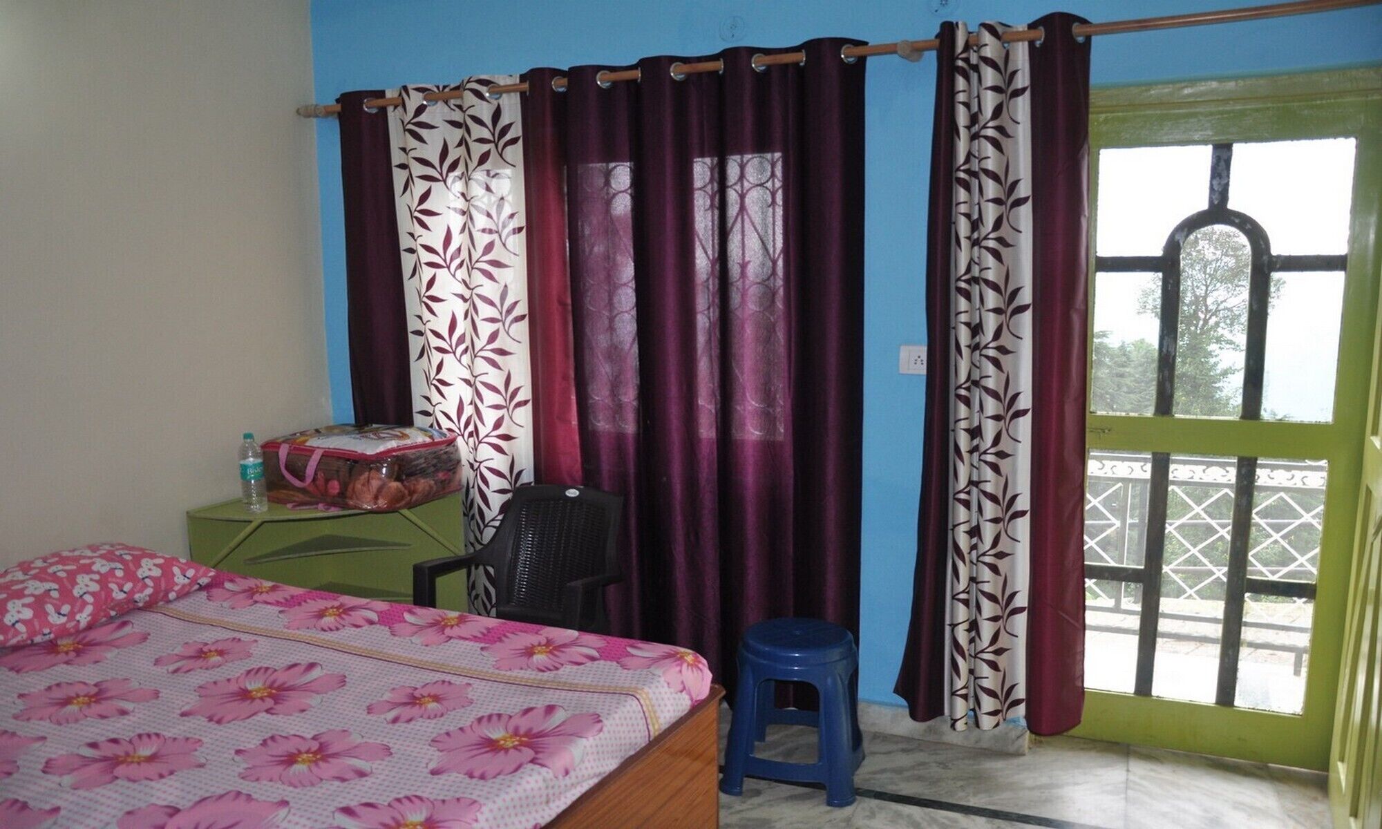 Private Room Near LBSNA