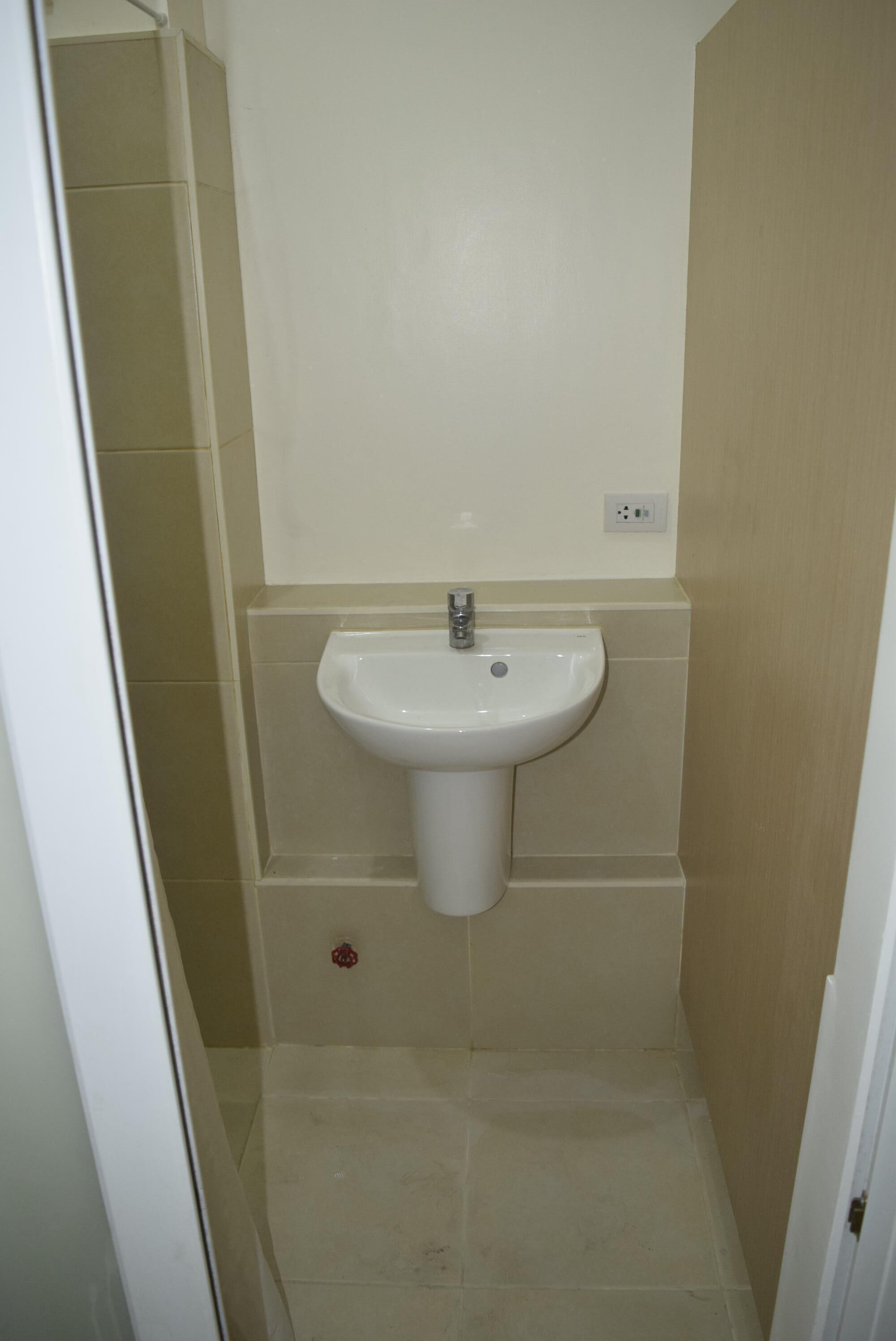 Fully Furnished Studio Type Condo