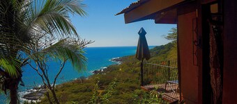 Montezuma Heights, Colibri Cabin Xtreme Ocean view tree house style. Sleeps 3