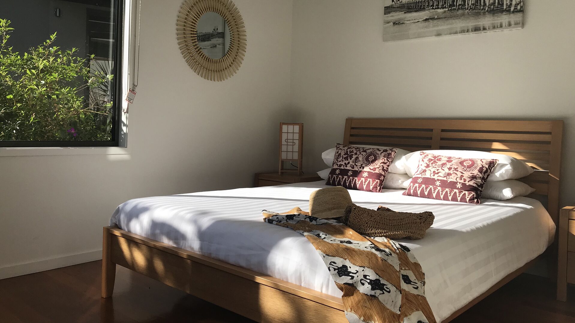 Escape the world, relax and unwind at The Lily Pad at Byron. Ideal for couples.