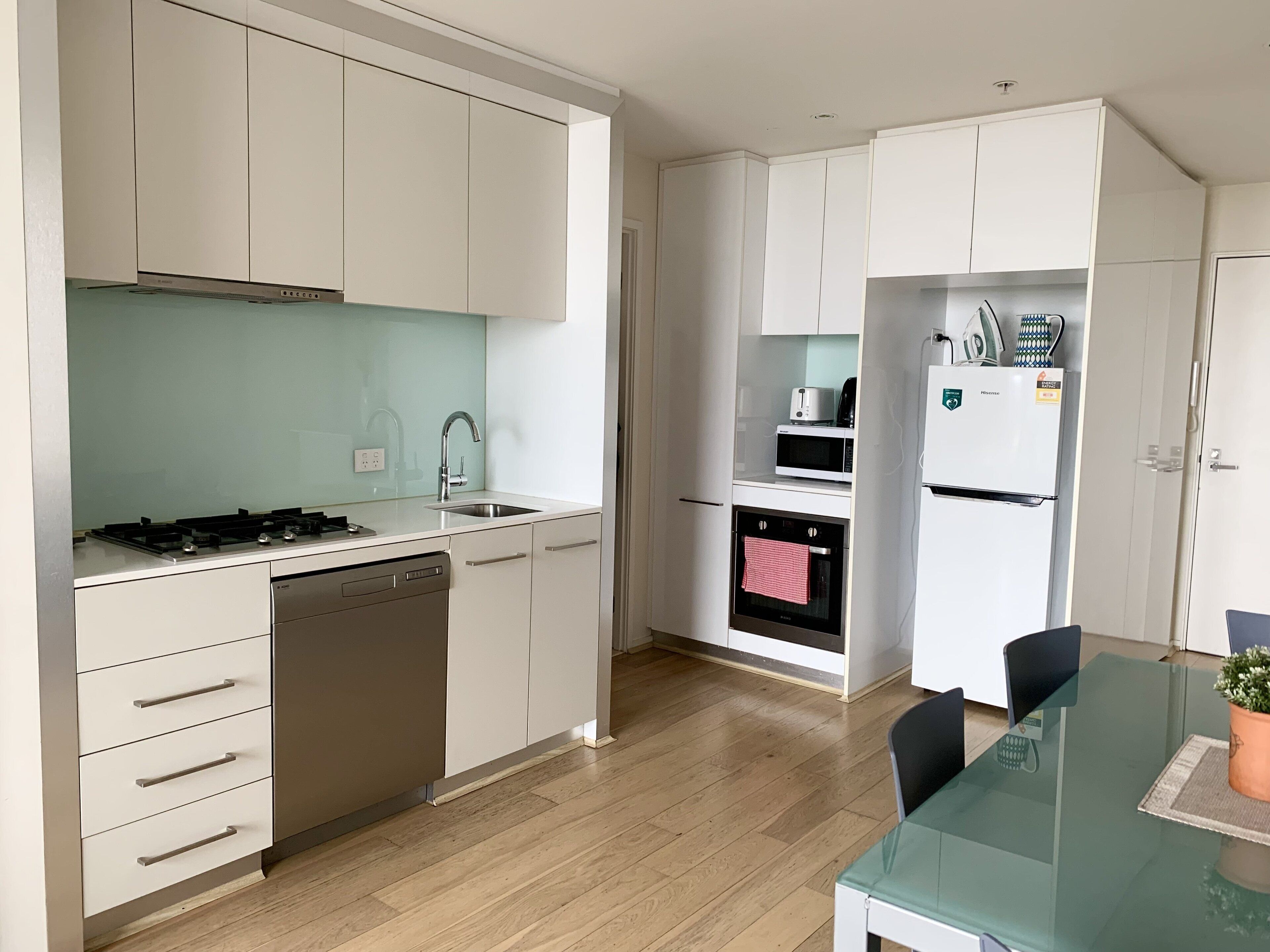 "Rhapsody" - Pearl Apartments