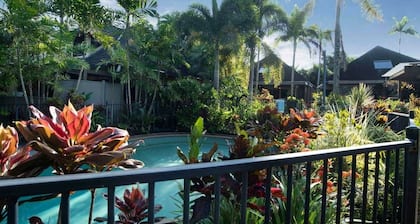 Banfield No 2 - Absolute Beachfront Bungalow