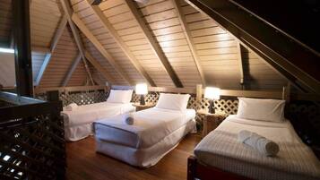 3 habitaciones, tabla de planchar con plancha, wifi y ropa de cama