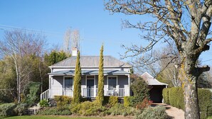 Unclassified image, 2 of 16, button - Albion - lovingly restored 2 bedroom miner's cottage (DAYLESFORD)