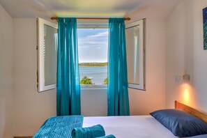 2 Schlafzimmer, Reisekinderbett, kostenloses WLAN, Bettwäsche