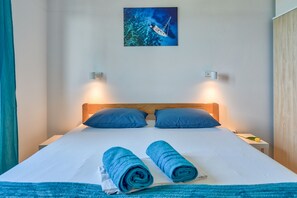2 chambres, lit parapluie, Wi-Fi gratuit, draps fournis